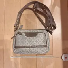 美品！】レザレクション パロット(ショルダーバッグ) - メルカリ