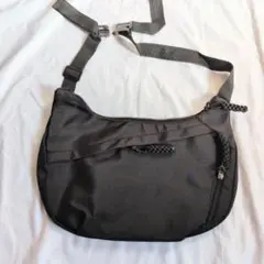 ショルダーバッグ ボディバッグ ブラック 黒 通勤 旅行 メンズ レディース