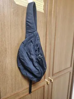 スリングバッグ ボディバッグ