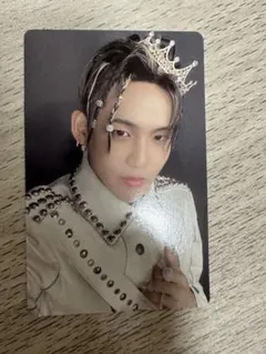 ヒョンソク　REBOOT トレカ　王冠