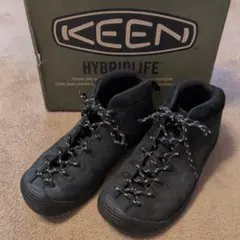 Item thumbnail for item 2116c08b-8729-4103-8e81-5f773d49f0d2