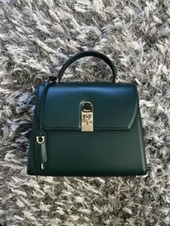 再値下 ferragamo フェラガモ　バッグ　サルヴァトーレフェラガモ