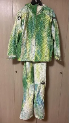 ミズノスキーウェア デモモデル　サイズM 中古　クルーモデル　デモチーム　中古 ミズノスキーウェア デモモデル サイズM 中古 デモチーム ミズノ