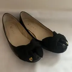 お値下げ　ダイアナ フラットシューズ　バレエシューズ　エナメル　リボン 黒