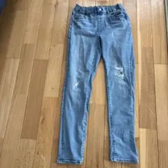 Item thumbnail for item c358abd6-0bc2-4b28-afa8-1fb12cb4f3b6