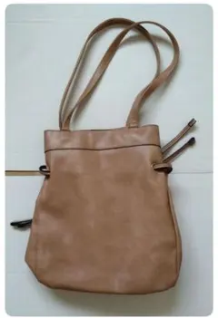 Item thumbnail for item f46ed1cf-ef2e-4af7-8d74-6f44a32366ed