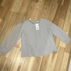 ハニーズ　グラシア　ビジュー付きブラウス