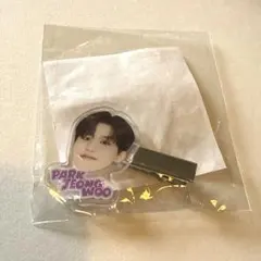 TREASURE ジョンウ　マルチクリップ　ヘアクリップ　カプセルトイ