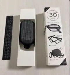 【新品未開封】折りたたみ老眼鏡　 +3.0 ブラック