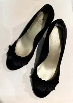 【新品未使用】Riz raffinee　サテン地パンプス