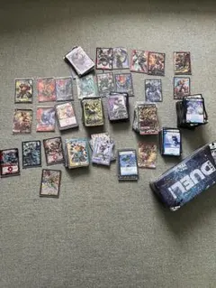 デュエルマスターズカード 約400枚セット 収納ボックス、スリーブ付き