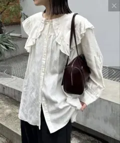 【美品】ミスティック　襟フリルブラウス