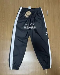 新品　定価6820円NIKE トレーニングパンツ　ロングパンツ　Mサイズ