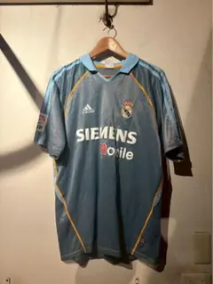 アディダス製 レアル・マドリード サッカーユニフォーム M