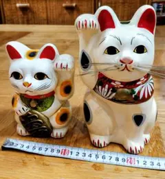【縁起物】常滑焼 招き猫 ペアセット千万両 貯金箱 置物 縁起物】常滑焼 招き猫 ペアセット千万両 貯金箱 置物 - メルカリ