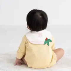 futafuta かまぼこロンパース 70サイズ イエロー