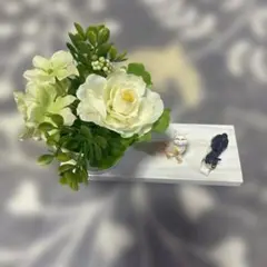 造花アレンジメント 猫フィギュア付き