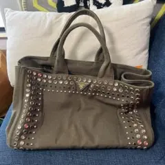 PRADA グリーン カナパ ビジュー　スタッズ
