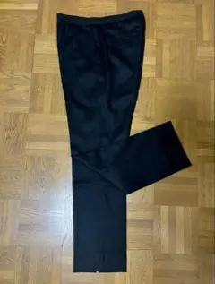 ☆美品！Cara(ディノス)ブラックパンツ アンクル丈 センタープレス67-93
