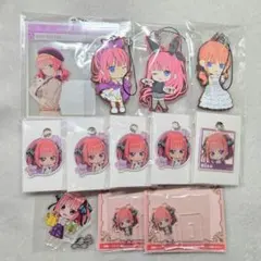 五等分の花嫁 中野二乃 まねきねこ 缶バッジ SD - メルカリ