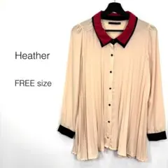 Heather クレリックプリーツブラウス ベージュ FREEのサムネイル