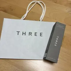 THREE エッセンシャルセンツ ハンド＆ネイルクリーム 01のサムネイル