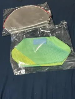 クリニーク　化粧ポーチ　ノベルティ