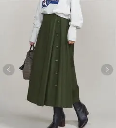 RIM.ARKのスカート