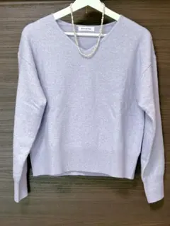 NATURAL BEAUTY BASIC Vネック ニット