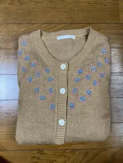 花柄刺繍カーディガン　Mサイズ