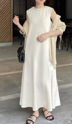 【新品】Thevon(ゼヴォン) 　マーメイド　ワンピース　 М　春・夏　白