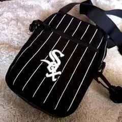 新品　MLBストライプショルダーバッグ　SOX バッグのサムネイル