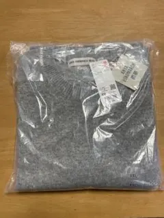 アニヤ　ハインドマーチ　ユニクロ　プレミアムラム　クルーネックセーター