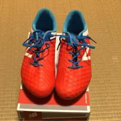 サッカースパイク ニューバランスのサムネイル