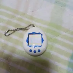 【ジャンク品】バンダイ たまごっち 1997年製 ホワイト