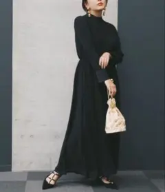 kaene パールボタン シフォンマキシワンピース　ドレスのサムネイル