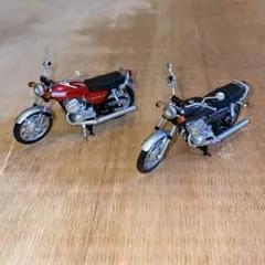 Kawasaki MACH III500ミニチュアモデル 色違い2台セットのサムネイル