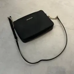 MICHAEL KORS ブラックショルダーバッグ
