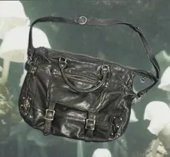 ブラックレザー ショルダーバッグ regalo グランジ Y2K パンク 通学