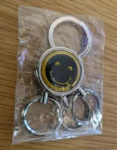 【新品未使用】MACK DADDY キーホルダー スマイル