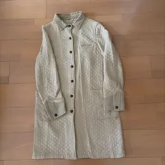 ARMEN ベージュ キルティング コートのサムネイル
