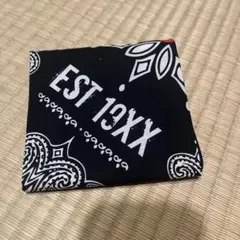 ENTH ちりぎわにひかるスカーフ 黒 - メルカリ