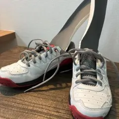 YONEX バドミントンシューズ ホワイト レッド