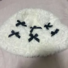 ブラックリボン付き ファー バケハ バケットハット ホワイトファー 帽子