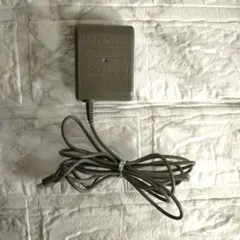 DS Lite 充電器 ACアダプター 純正 通電確認済み 任天堂