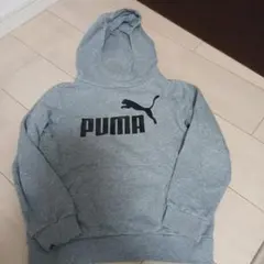 PUMA フード付き 長袖トレーナー　130cm
