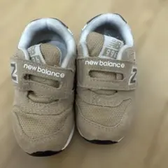 New Balance 996ベージュ スニーカー