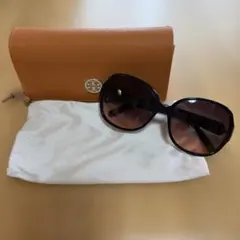 Tory Burch トリバーチ　サングラス ブラウン　ケース付きのサムネイル