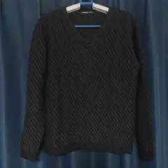 HIDEAWAYS BLACK BY NICOLE　Vネックニット