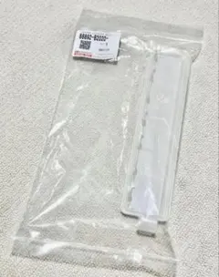 超特価ダイハツ純正エアコンフィルターカバー新品未開封品のサムネイル